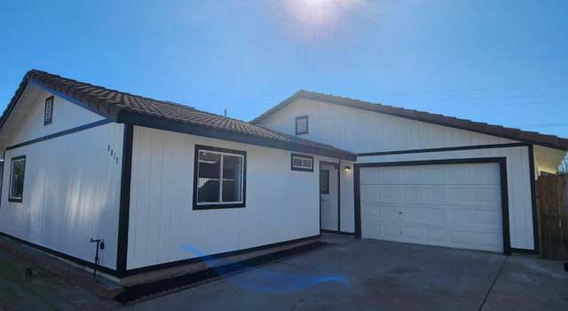 Photo of 8817 Laird St, Patterson, CA 95363