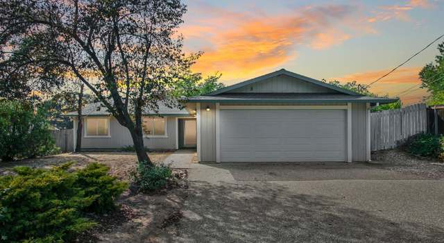 Photo of 4121 Tom And Jerry Ln, Auburn, CA 95602