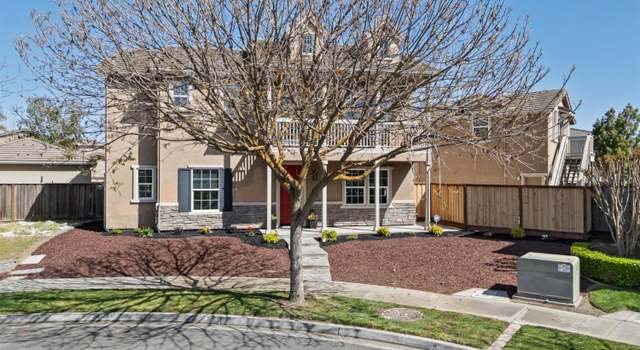 Photo of 2323 Greger St, Oakdale, CA 95361