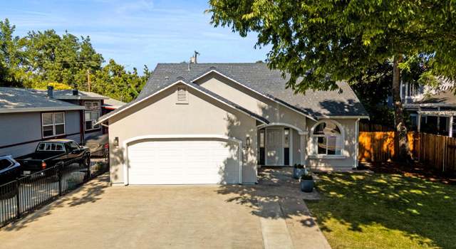 Photo of 231 D St, Roseville, CA 95678