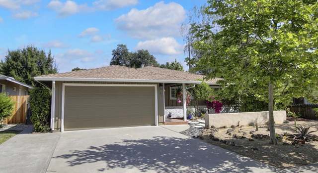 Photo of 33 Pendegast St, Woodland, CA 95695