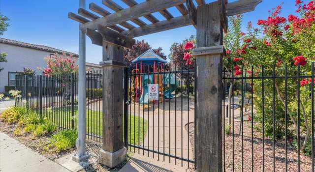 Photo of 8136 Astaire Ln, Fair Oaks, CA 95628