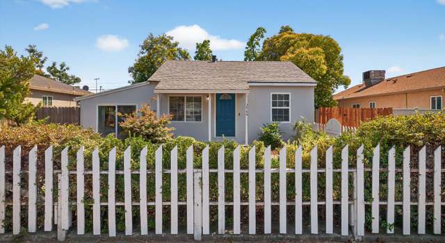 Photo of 3960 17th Ave, Sacramento, CA 95820