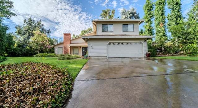 Photo of 2704 Oakhurst Dr, Oakdale, CA 95361