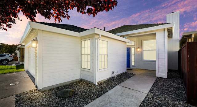 Photo of 6643 Laguna Park Dr, Elk Grove, CA 95758