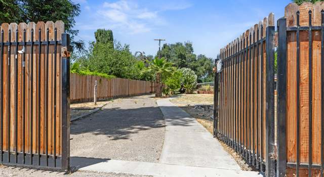 Photo of 1829 Rouse Ave, Modesto, CA 95351