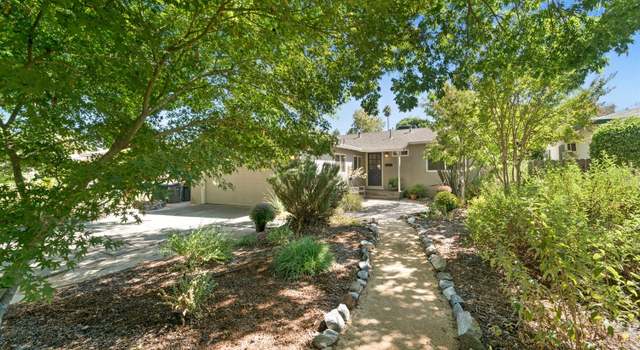 Photo of 1212 Spruce Ln, Davis, CA 95616