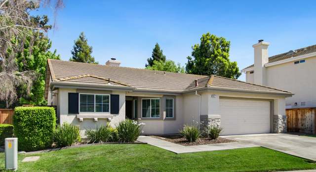 Photo of 9527 Lake Park Ln, Elk Grove, CA 95758