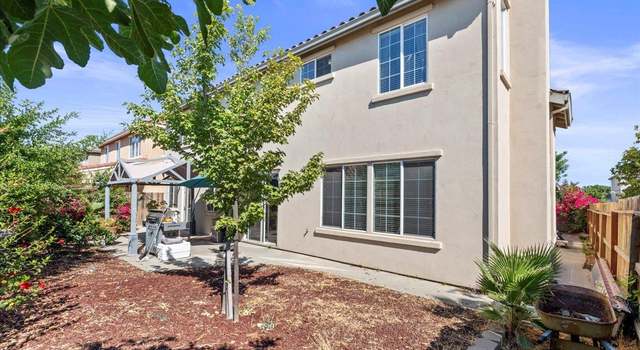 Photo of 1400 Cliff Swallow Dr, Patterson, CA 95363