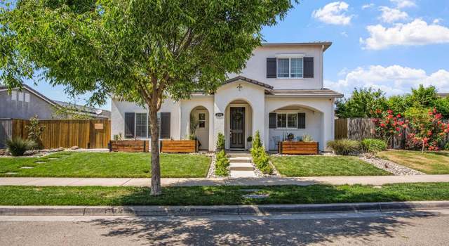 Photo of 2320 Breton Dr, Oakdale, CA 95361