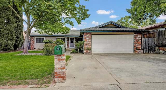 Photo of 1270 E A St, Oakdale, CA 95361