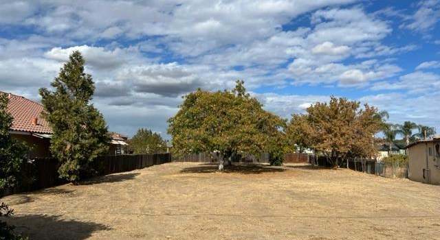 Photo of 1319 F St, Livingston, CA 95334