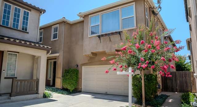 Photo of 3904 Purple Finch Ln, Modesto, CA 95355