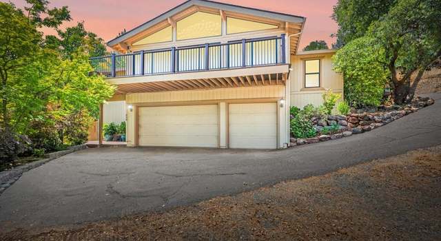 Photo of 830 Holly Hills Dr, Auburn, CA 95603