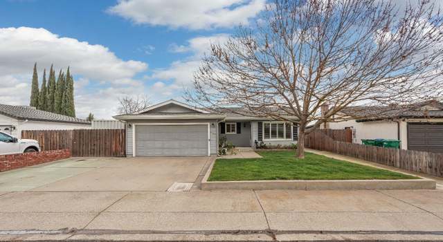 Photo of 2332 Alpine Dr, Lodi, CA 95240