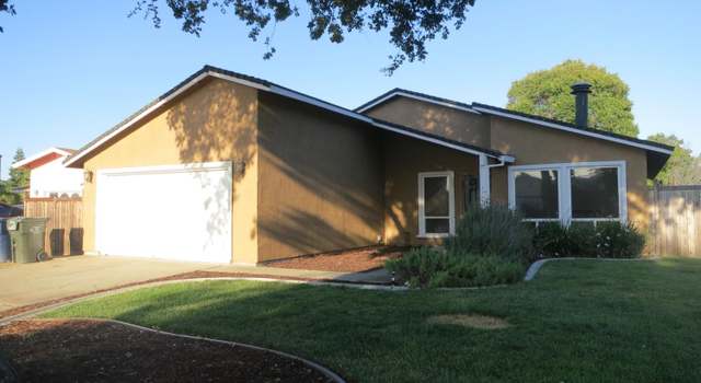 Photo of 2 Elster Ct, Sacramento, CA 95823