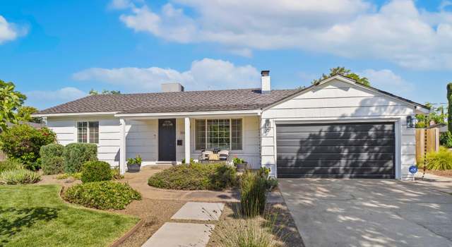 Photo of 3261 Saint Mathews Dr, Sacramento, CA 95821