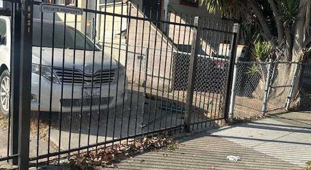 Photo of 8825 D St, Oakland, CA 94621