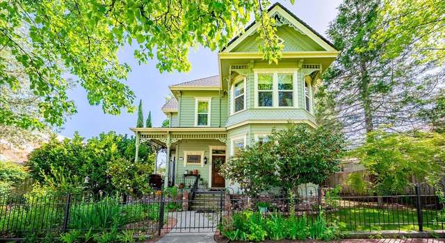 Photo of 30 W Grass Valley St, Colfax, CA 95713