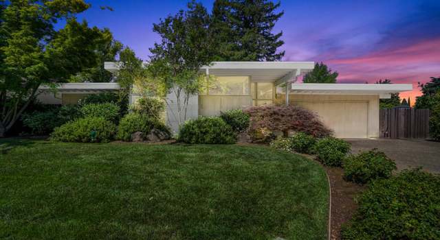 Photo of 447 Exeter St, Sacramento, CA 95864