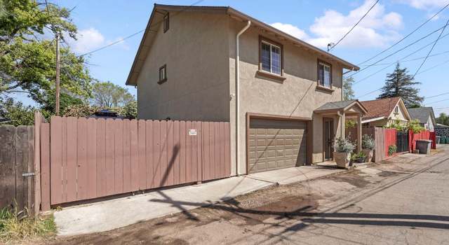 Photo of 424 - 1/2 E Oak St, Lodi, CA 95240