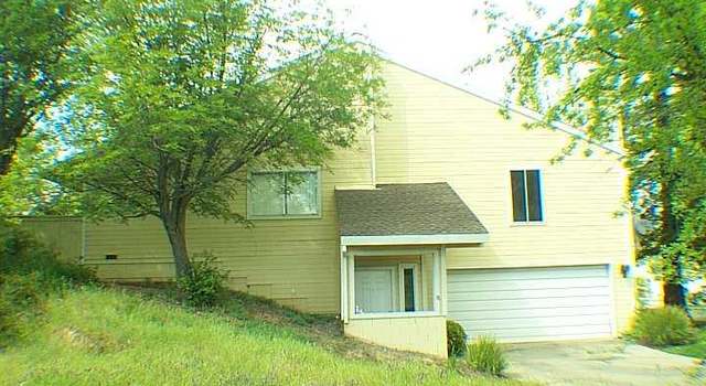Photo of 116 Valley Oak Dr, Roseville, CA 95678