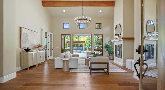 Photo of 1366 Pars Oak Ln, Carmichael, CA 95608