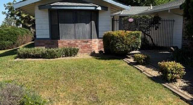 Photo of 2960 Vecino Dr, Sacramento, CA 95833