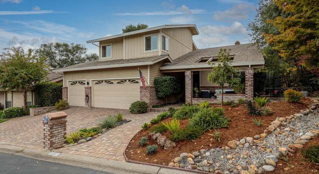 Photo of 5207 Ravine View Ln, Fair Oaks, CA 95628