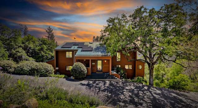 Photo of 10817 Cement Hill Rd, Nevada City, CA 95959