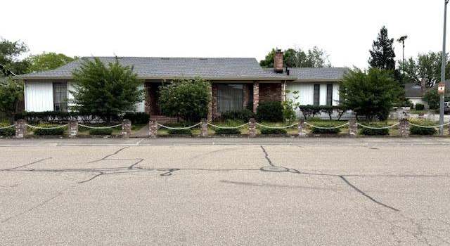 Photo of 2332 Rockingham Cir, Lodi, CA 95242