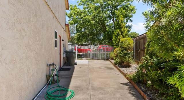 Photo of 5640 Vista Oak Way, Sacramento, CA 95842