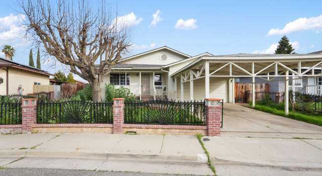 Photo of 282 Zarate Ct, Planada, CA 95365