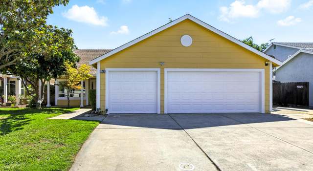 Photo of 9295 Gem Crest Way, Elk Grove, CA 95624