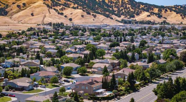 Photo of 1101 Wildplum Ct, Vacaville, CA 95687