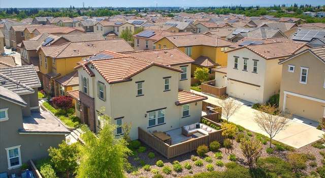 Photo of 77 Huddlestone Cir, Roseville, CA 95661