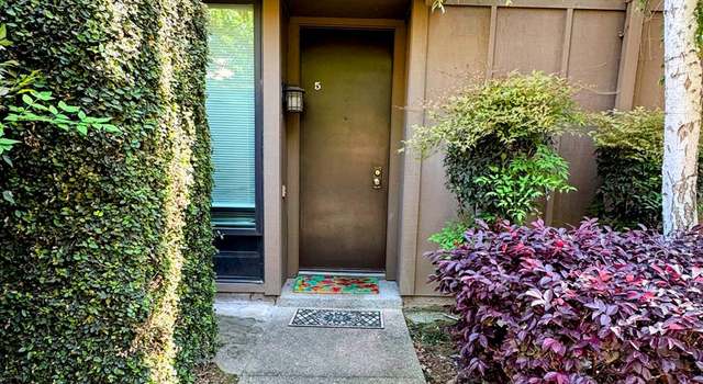 Photo of 2224 Woodside Ln #5, Sacramento, CA 95825