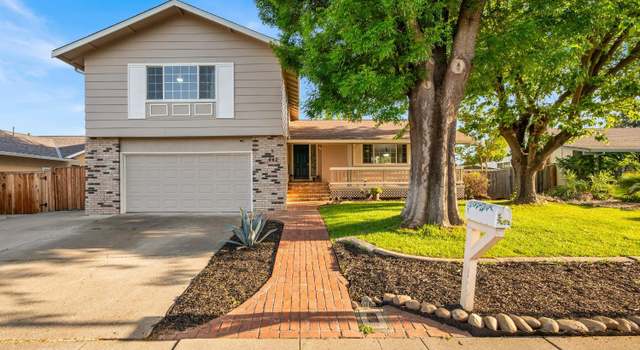 Photo of 442 Cordoba Ln, Vacaville, CA 95688