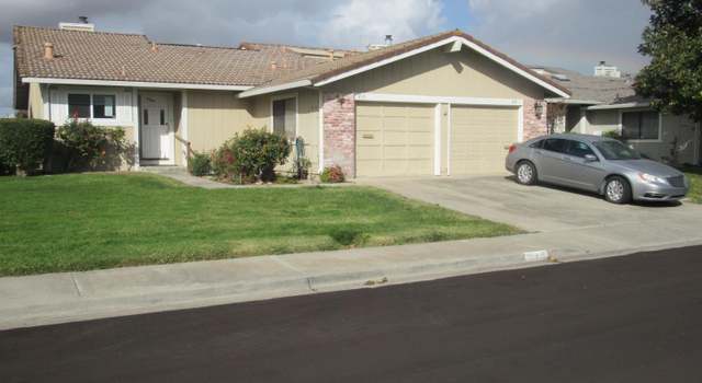 Photo of 210 Grand Canyon Dr, Vacaville, CA 95687