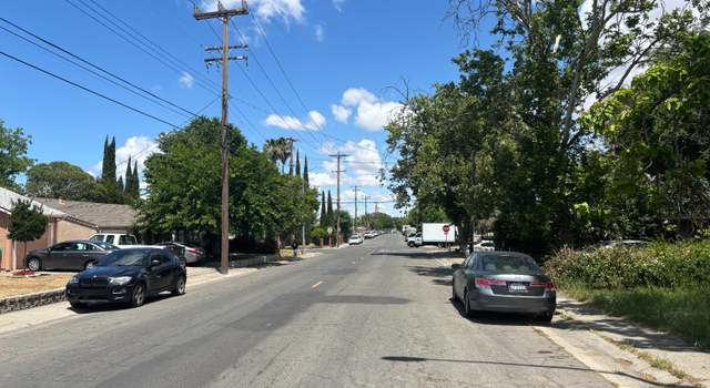 Photo of 2671 Grove Ave, Sacramento, CA 95815