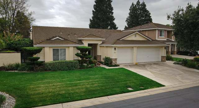 Photo of 3912 Oak Shores Dr, Stockton, CA 95209