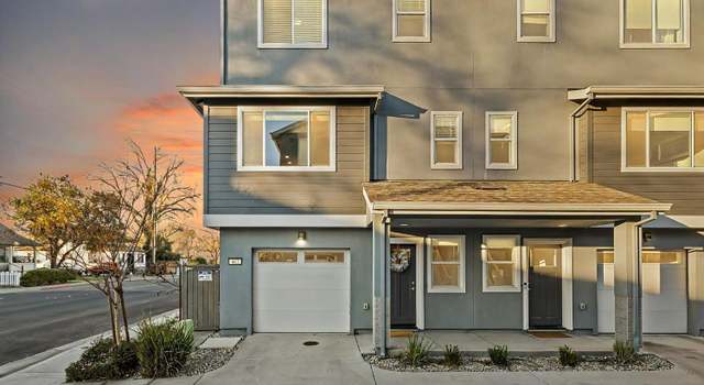 Photo of 447 3rd St, Woodland, CA 95695