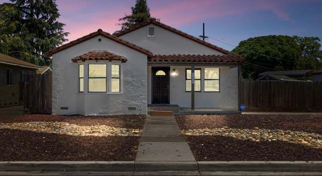 Photo of 501 N Thor St, Turlock, CA 95380