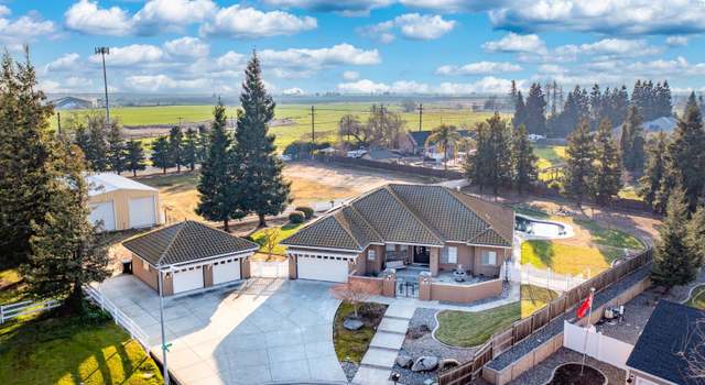 Photo of 9801 Oak Knoll Dr, Oakdale, CA 95361