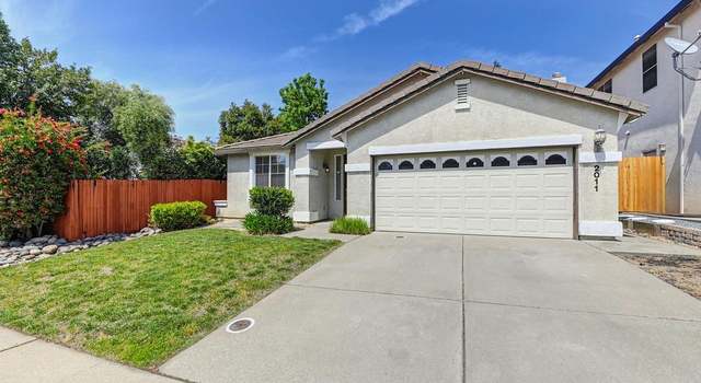 Photo of 2011 Cobble Hills Ct, Rocklin, CA 95765