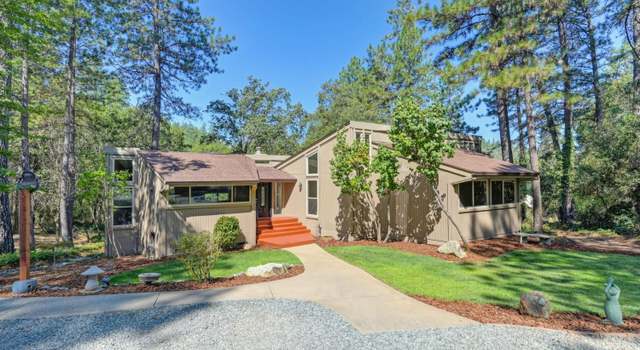 Photo of 1065 Faith Dr, Meadow Vista, CA 95722