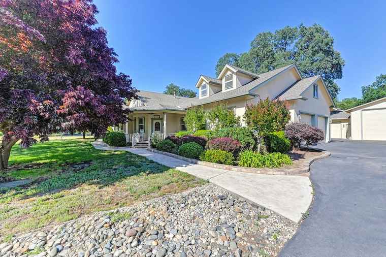 Photo of 3443 Barker Rd Loomis, CA 95650