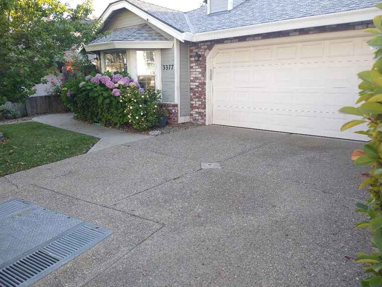 Photo of 3377 Parkside Dr Rocklin, CA 95677