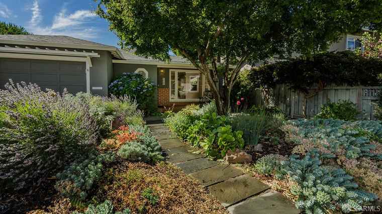 Photo of 161 Oakview Dr San Carlos, CA 94070