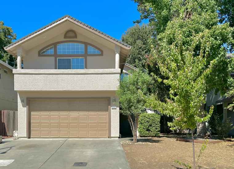 Photo of 3463 Koso St Davis, CA 95618